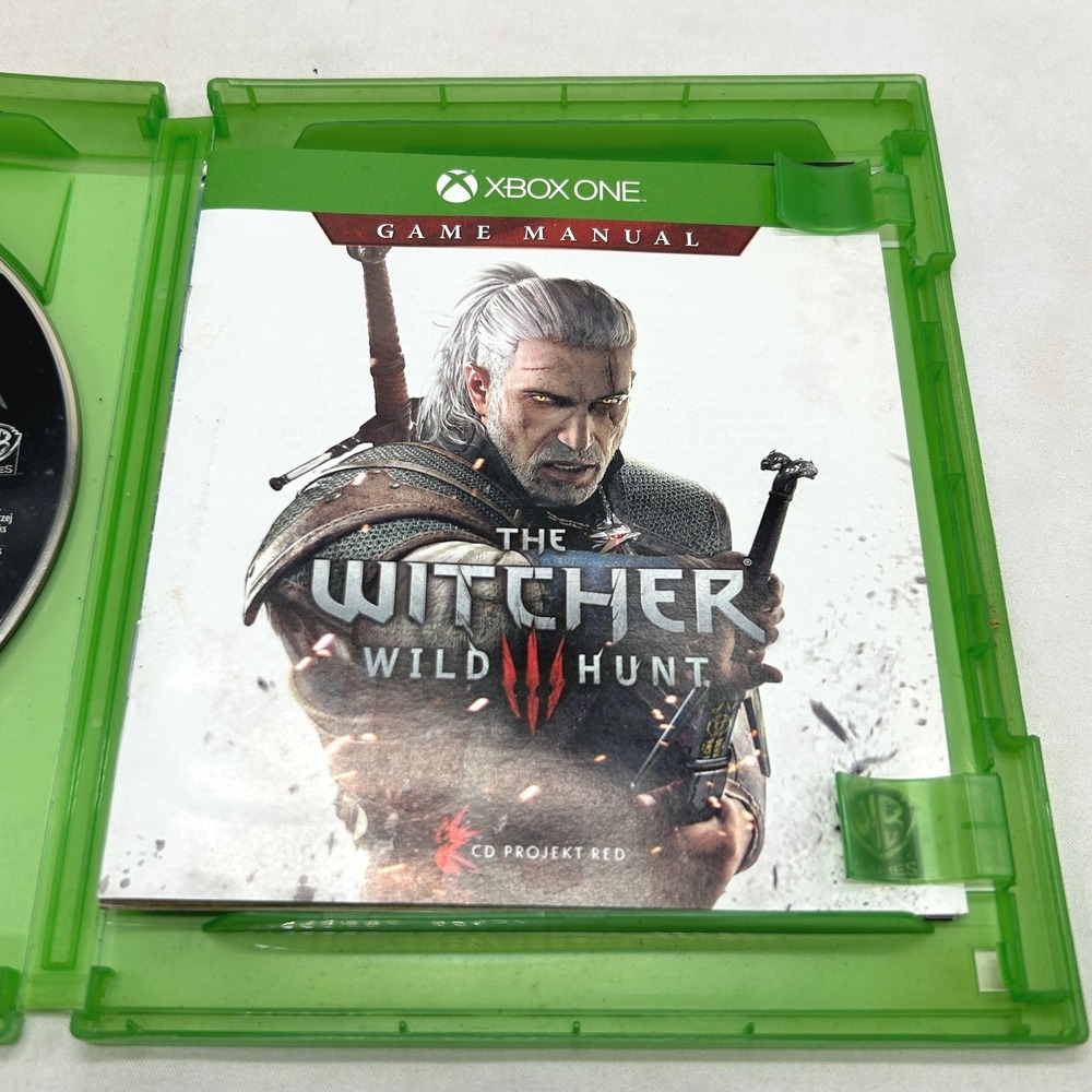 The Witcher 3 Wild Hunt Xbox One Game with Soundtrack CD and Manual WB Games - Picture 7 of 11